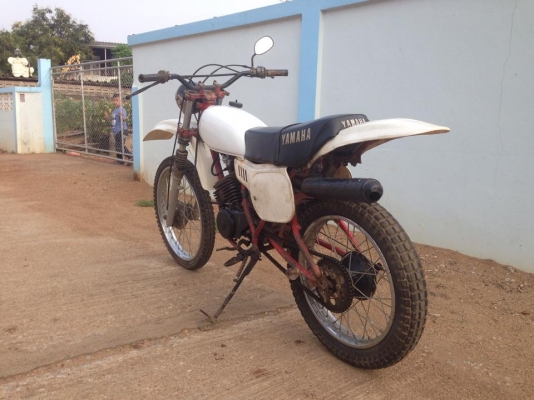 ขายรถYAMAHA DT125 MONO ไม่มีทะเบียน เครื่องดีพร้อมใช้งานครับ