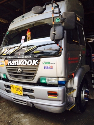 ขายหัวลาก  ยูดี320แรงม้าปี2550พร้อมหางสามเพลา