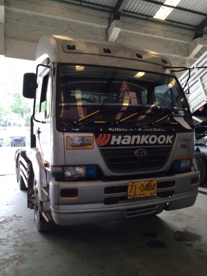 ขายหัวลาก  ยูดี320แรงม้าปี2550พร้อมหางสามเพลา