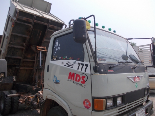 รถ 6 ล้อ ดั้มพ์ HINO KM777