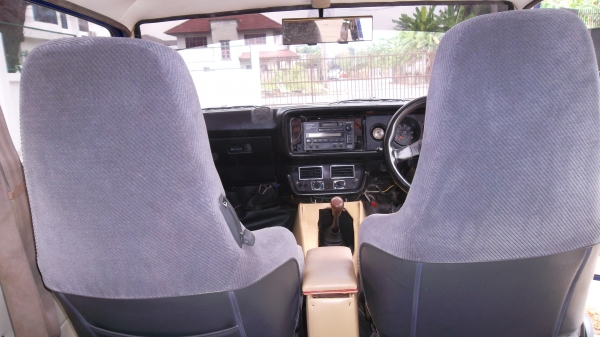 ขาย TOYOTA  KE-36VAN สามประตู สภาพสวย