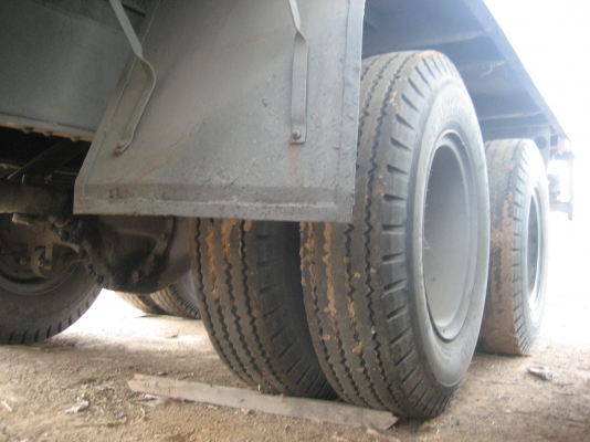 หัวแชสชี  พื้นเรียบ เครื่อง  185 แรง  HO  650000  บาท