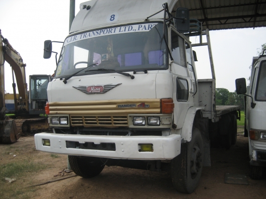 หัวแชสชี  พื้นเรียบ เครื่อง  185 แรง  HO  650000  บาท