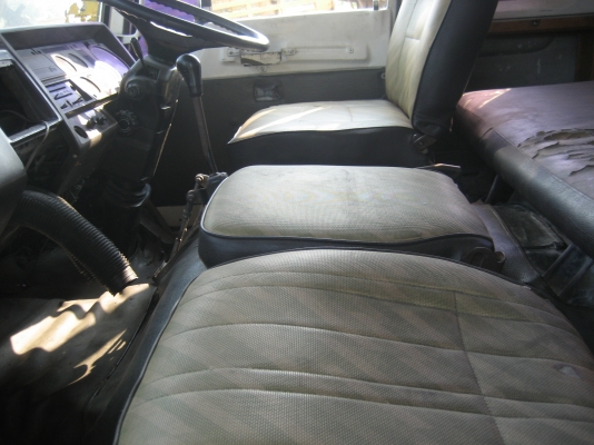 หัวแชสชี  พื้นเรียบ เครื่อง  185 แรง  HO  650000  บาท