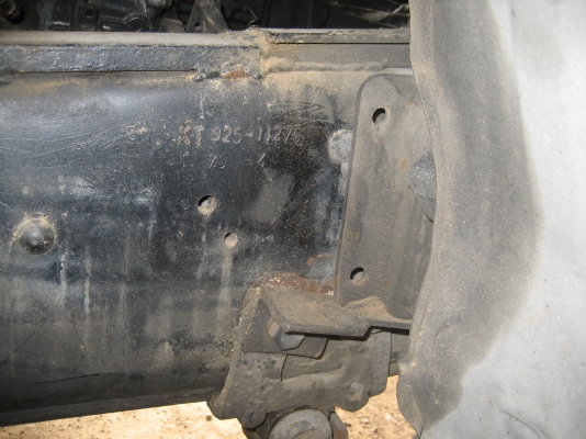 หัวแชสชี  พื้นเรียบ เครื่อง  185 แรง  HO  650000  บาท