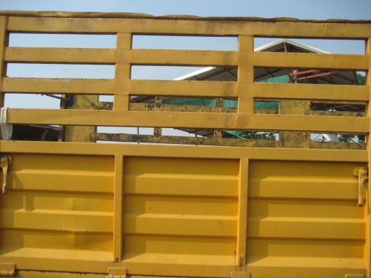 กระบะเหล็ก  ยกลงต่อเทรนเลอร์  55.000 บาท