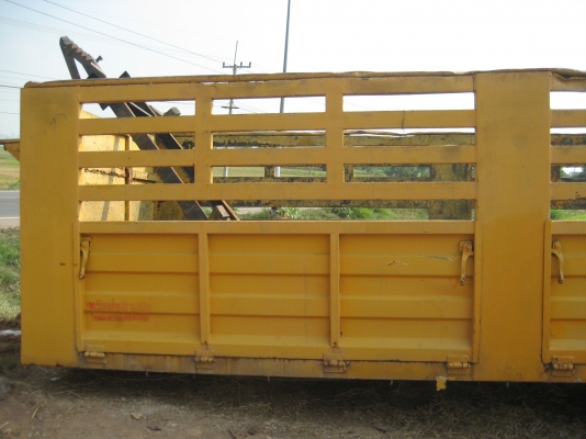 กระบะเหล็ก  ยกลงต่อเทรนเลอร์  55.000 บาท