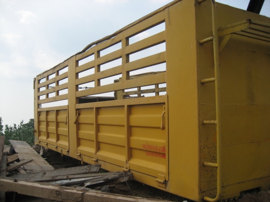 กระบะเหล็ก  ยกลงต่อเทรนเลอร์  55.000 บาท