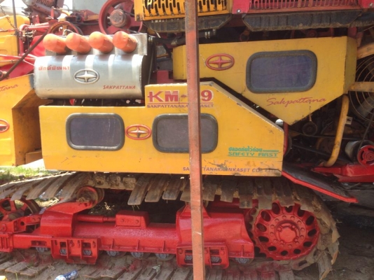 รถเกี่ยวข้าวศักดิ์พัฒนา km49 แท้ เครื่อง Hino Jo8c เทอร์โบ ช่วงล่างแม็กโคร