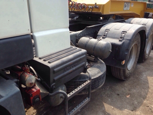 ขายถูก รถหัวลาก Volvo. 3 เพลา 6 ล้อ ยาง 10 เส้น สภาพพร้อมใช้ ติดต่อ คุณเบียร์ 0944895646