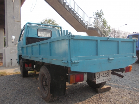 ขายรถ 4 ล้อ ISUZU กระบะบรรทุก