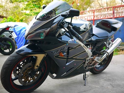 ขาย VFR Nc30 พร้อมทะเบียนแท้ แฟริ่งRc212 ท่อสูตร