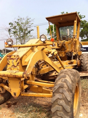ขายถูก รถเกรดเดอร์แคท. รุ่น12G. ซีเรียล3000. ติดต่อ 0944895646
