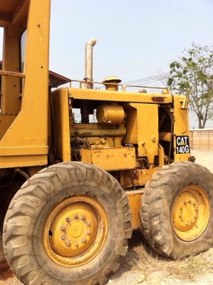 ขายถูก รถเกรดเดอร์แคท. รุ่น12G. ซีเรียล3000. ติดต่อ 0944895646