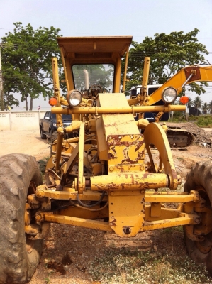 ขายถูก รถเกรดเดอร์แคท. รุ่น12G. ซีเรียล3000. ติดต่อ 0944895646