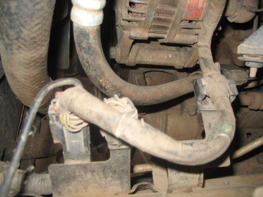 นิสัน  พรอนเทียร์     140000  บาท