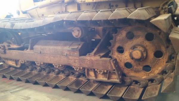 KOMATSU D20P-6 รถดันดินเก่าจากญี่ปุ่น ติดต่อ น๊อค 098-246-3778