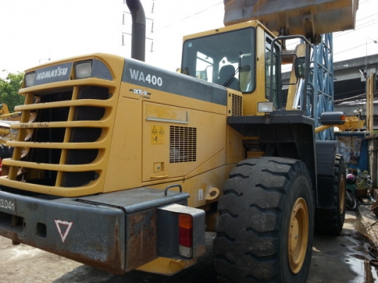 รถตักล้อยาง WA400-3E-54030 รถสวย สภาพเดิม ๆ นำเข้าจากญี่ปุ่น ยังไม่เคยใช้งานในไทย  โทร 081-373-0559
