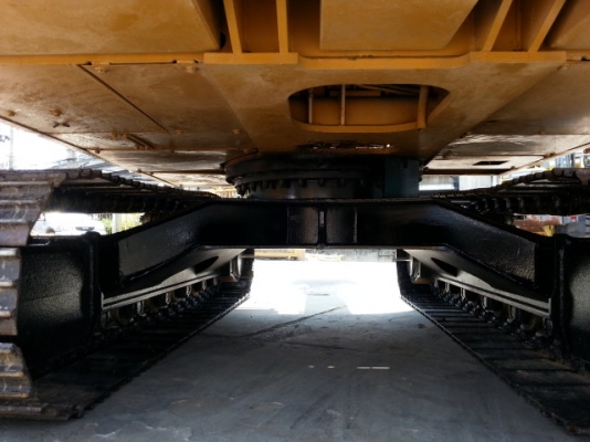 รถขุดดิน CAT E120B  สภาพพร้อมใช้งาน  รถนำเข้าจากญี่ปุ่น ยังไม่เคยใช้งานในไทย  โทร. 081-373-0559