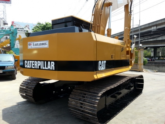 รถขุดดิน CAT E120B  สภาพพร้อมใช้งาน  รถนำเข้าจากญี่ปุ่น ยังไม่เคยใช้งานในไทย  โทร. 081-373-0559