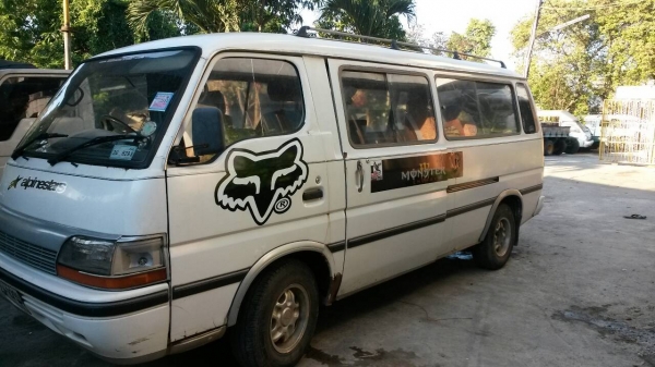 ขายรถตู้โตโยต้าเครื่อง 2L ต่อไทยรุ่งบอดี้ยาวๆ เครื่องแน่นๆแอร์หน้า-หลังเย็นๆเบาะครบ ช่วงล่างเป็นแซสซี สวยๆไม่มีผุ ทะเบียนเพิ่งต่อมาครับ เอาไปขายของ รับนักเรียน หรือทำตู้นอนแจ๋วเลยครับ ขาย 70000 บาท ขายรถตู้โตโยต้าเครื่อง 2L ต่อไทยรุ่งบอดี้ยาวๆ เครื่องแน่นๆแอร์หน้า-หลังเย็นๆเบาะครบ ช่วงล่างเป็นแซสซี สวยๆไม่มีผุ ทะเบียนเพิ่งต่อมาครับ เอาไปขายของ รับนักเรียน หรือทำตู้นอนแจ๋วเลยครับ ขาย 70000 บาท