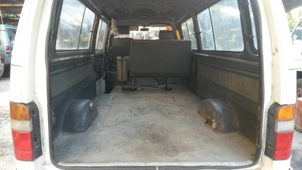 ขายรถตู้โตโยต้าเครื่อง 2L ต่อไทยรุ่งบอดี้ยาวๆ เครื่องแน่นๆแอร์หน้า-หลังเย็นๆเบาะครบ ช่วงล่างเป็นแซสซี สวยๆไม่มีผุ ทะเบียนเพิ่งต่อมาครับ เอาไปขายของ รับนักเรียน หรือทำตู้นอนแจ๋วเลยครับ ขาย 70000 บาท ขายรถตู้โตโยต้าเครื่อง 2L ต่อไทยรุ่งบอดี้ยาวๆ เครื่องแน่นๆแอร์หน้า-หลังเย็นๆเบาะครบ ช่วงล่างเป็นแซสซี สวยๆไม่มีผุ ทะเบียนเพิ่งต่อมาครับ เอาไปขายของ รับนักเรียน หรือทำตู้นอนแจ๋วเลยครับ ขาย 70000 บาท