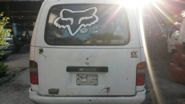 ขายรถตู้โตโยต้าเครื่อง 2L ต่อไทยรุ่งบอดี้ยาวๆ เครื่องแน่นๆแอร์หน้า-หลังเย็นๆเบาะครบ ช่วงล่างเป็นแซสซี สวยๆไม่มีผุ ทะเบียนเพิ่งต่อมาครับ เอาไปขายของ รับนักเรียน หรือทำตู้นอนแจ๋วเลยครับ ขาย 70000 บาท ขายรถตู้โตโยต้าเครื่อง 2L ต่อไทยรุ่งบอดี้ยาวๆ เครื่องแน่นๆแอร์หน้า-หลังเย็นๆเบาะครบ ช่วงล่างเป็นแซสซี สวยๆไม่มีผุ ทะเบียนเพิ่งต่อมาครับ เอาไปขายของ รับนักเรียน หรือทำตู้นอนแจ๋วเลยครับ ขาย 70000 บาท