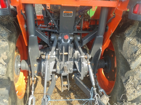 ขาย L3408 พร้อมดันหน้าตราช้าง