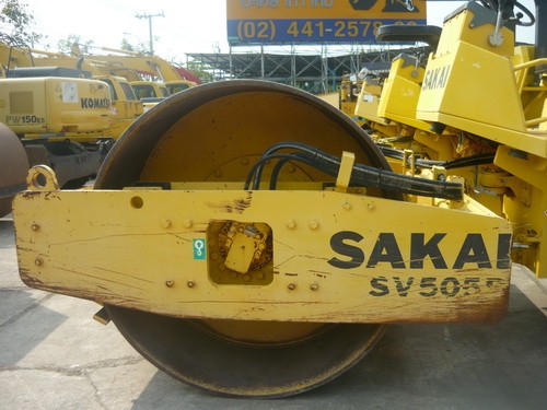 รถบดสั่นสะเทือน 10 ตัน Sakai SV505D สภาพใหม่กิ๊บ มีให้เลือกหลายคัน สภาพเนี๊ยบทุกคัน รถนอกแท้ ยังไม่ผ่านการใช้งานในไทย100\% รถบดสั่นสะเทือน 10 ตัน Sakai SV505D สภาพใหม่กิ๊บ มีให้เลือกหลายคัน สภาพเนี๊ยบทุกคัน รถนอกแท้ ยังไม่ผ่านการใช้งานในไทย100\%