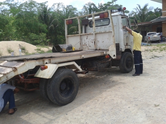 ***ด่วน***หกล้ออีโน่ KM 545  บรรทุกท้ายลาด (ท้ายเป็ด)  พร้อมใช้งาน