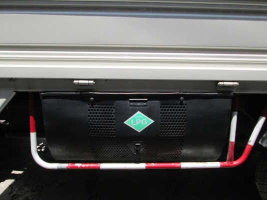 DEVA รถ 11 เดือน วิ่งแค่ 8,000 ติดแก๊สออกห้างหัวฉีด versus ไม่มีชน ใช้อยู่ประจำ กทม โอนเข้า กทม ฟรี