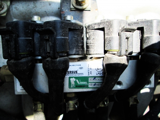 DEVA รถ 11 เดือน วิ่งแค่ 8,000 ติดแก๊สออกห้างหัวฉีด versus ไม่มีชน ใช้อยู่ประจำ กทม โอนเข้า กทม ฟรี