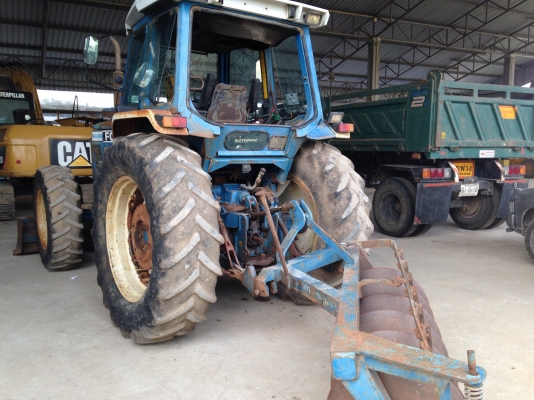 ขายรถไถฟอร์ด FORD 7910 4x4 490,000บาท ขายรถไถฟอร์ด FORD 7910 4x4 490,000บาท