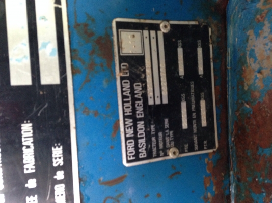 ขายรถไถฟอร์ด FORD 7910 4x4 490,000บาท ขายรถไถฟอร์ด FORD 7910 4x4 490,000บาท