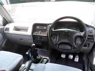 ISUZU DRAGON POWER SPACE CAB SLX 2.8 MT ปี 2000 รถบ้านแท้ขายถูก จัดไฟแนนซ์ได้ T.086-527-9533