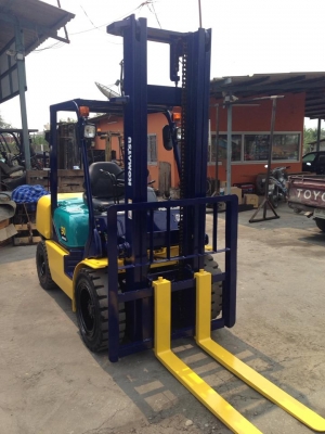 ขาย ฟอล์คลิฟต์ 3.0 ตัน  KOMATSU  FD30T-14   รถนอกเก่าญี่ปุ่น