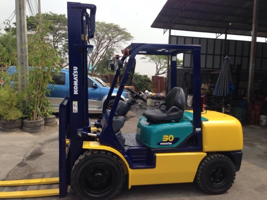 ขาย ฟอล์คลิฟต์ 3.0 ตัน  KOMATSU  FD30T-14   รถนอกเก่าญี่ปุ่น
