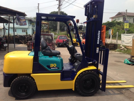 ขาย ฟอล์คลิฟต์ 3.0 ตัน  KOMATSU  FD30T-14   รถนอกเก่าญี่ปุ่น