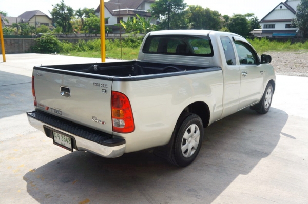 TOYOTA VIGO CAB 2006 มือเดียวออกห้าง ขายรถสวย เครื่องวิ่งดี เกียร์ ช่วงล่างปกติ สีสวย หน้า+หลัง เดิมๆ ภายในสภาพสวย