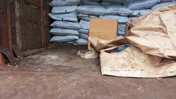 ***ขายแล้วครับขอบคุณ Truck2hand ขาย10ล้อหัวยาวเพลาเดียวไม่ดั้ม ISUZU TX วางเครื่อง EH700 168แรง(ลงเล่ม) เครื่องดี อึด แรง ช่วงล่างใหญ่ คานหน้าFUSO เพลาเดียวKT คัสซีดี มีบวมข้างในบ้างตามรูป สโลวอินเตอร์ 4สปีด หัวเก๋งดี มีผุนิดหน่อย สีหัวไม่สวย สีแตก พ.ธรรม ***ขายแล้วครับขอบคุณ Truck2hand ขาย10ล้อหัวยาวเพลาเดียวไม่ดั้ม ISUZU TX วางเครื่อง EH700 168แรง(ลงเล่ม) เครื่องดี อึด แรง ช่วงล่างใหญ่ คานหน้าFUSO เพลาเดียวKT คัสซีดี มีบวมข้างในบ้างตามรูป สโลวอินเตอร์ 4สปีด หัวเก๋งดี มีผุนิดหน่อย สีหัวไม่สวย สีแตก พ.ธรรม