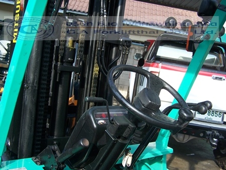 ขาย รถโฟล์คลิฟท์ MITSUBISHI รุ่น FD30