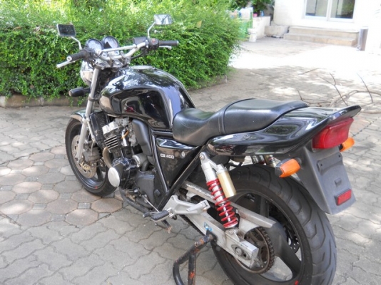 64'000 ด่วน ขาย /// แลก เทรืน์cb400 Y93 สพม  180+ km/hr ราคาต่อรองได้ ส่งได้ทัวไทย