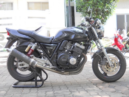 64'000 ด่วน ขาย /// แลก เทรืน์cb400 Y93 สพม  180+ km/hr ราคาต่อรองได้ ส่งได้ทัวไทย