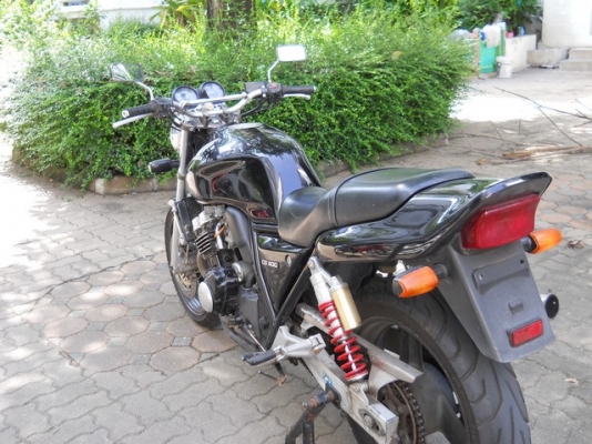 64'000 ด่วน ขาย /// แลก เทรืน์cb400 Y93 สพม  180+ km/hr ราคาต่อรองได้ ส่งได้ทัวไทย
