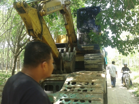 KOMATSU PC60-5 รถเครื่องดี เอวแน่น ช่วงล่างเต็ม ปั๊มแรง ไม่โหลด ราคาต่อรองได้ 087-2976734