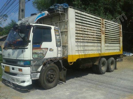 รถบรรทุก 10 ล้อ ยี่ห้อ HINO 195 แรงม้า