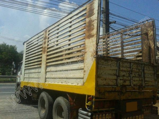 รถบรรทุก 10 ล้อ ยี่ห้อ HINO 195 แรงม้า