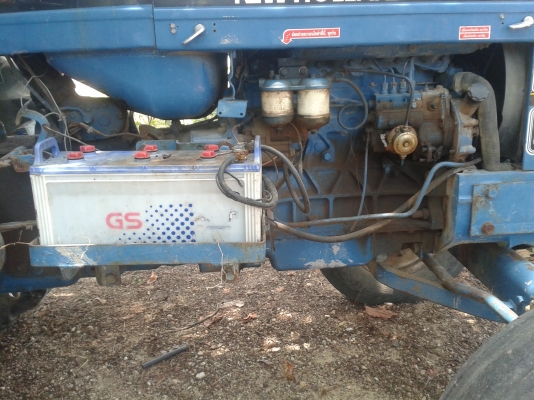 รถไถFORD 6600 รถพร้อมใช้ เอกสารเล่มทะเบียน อุปกรณ์2ชิ้น 087-2976734