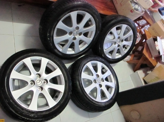 ขายล้อแม็กMazada 2 สวยๆ พร้อมยางdunlop ปี2012ถูกๆ