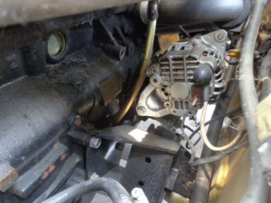 ขายรถยก3.5t..เสาสูง.ยกแรงเครื่องดีลองมาแล้ว.มาไทยแล้ว